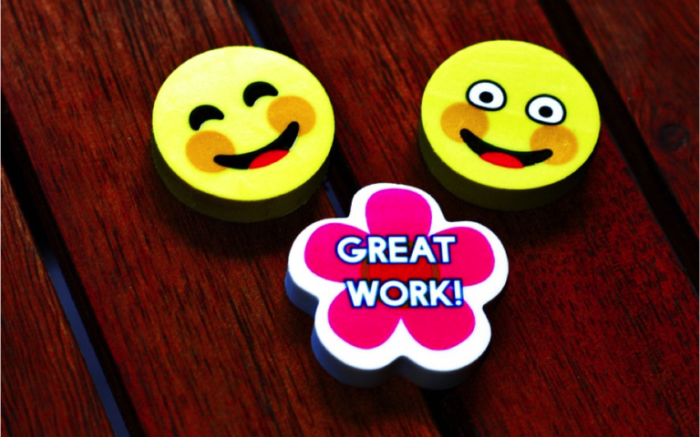 smiling and happy emoji buttons